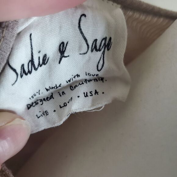 Sadie & Sage blush tan ribbed tank top Size Medium - Picture 8 of 9